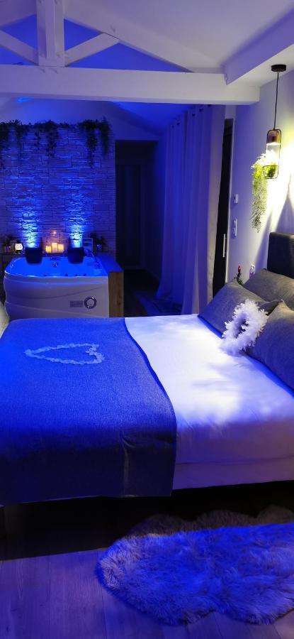 L'Essentiel - Love 5 Etoiles Talmont-Saint-Hilaire Екстериор снимка